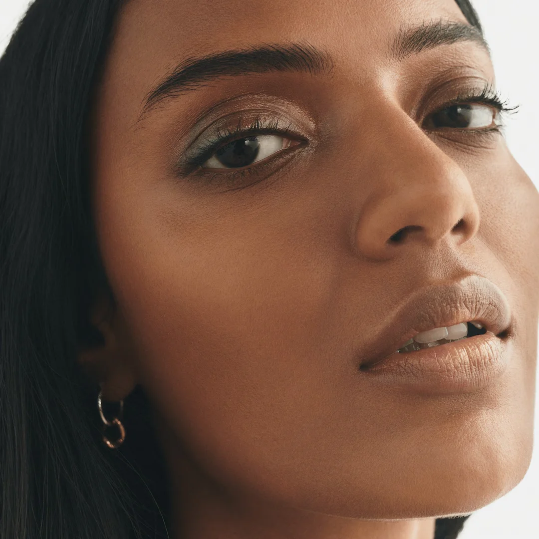 MAC Fluid Matte Foundation NC44 3