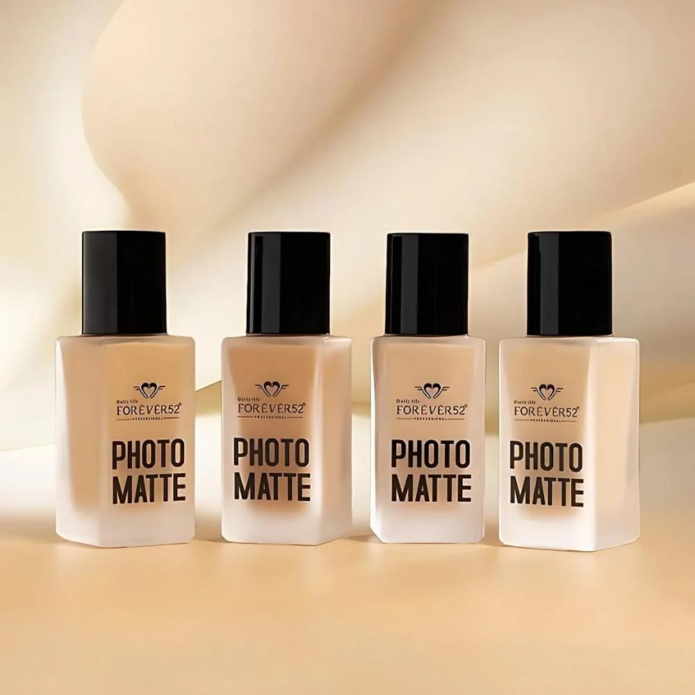 Photomatte Liquid Foundation מבית Forever52