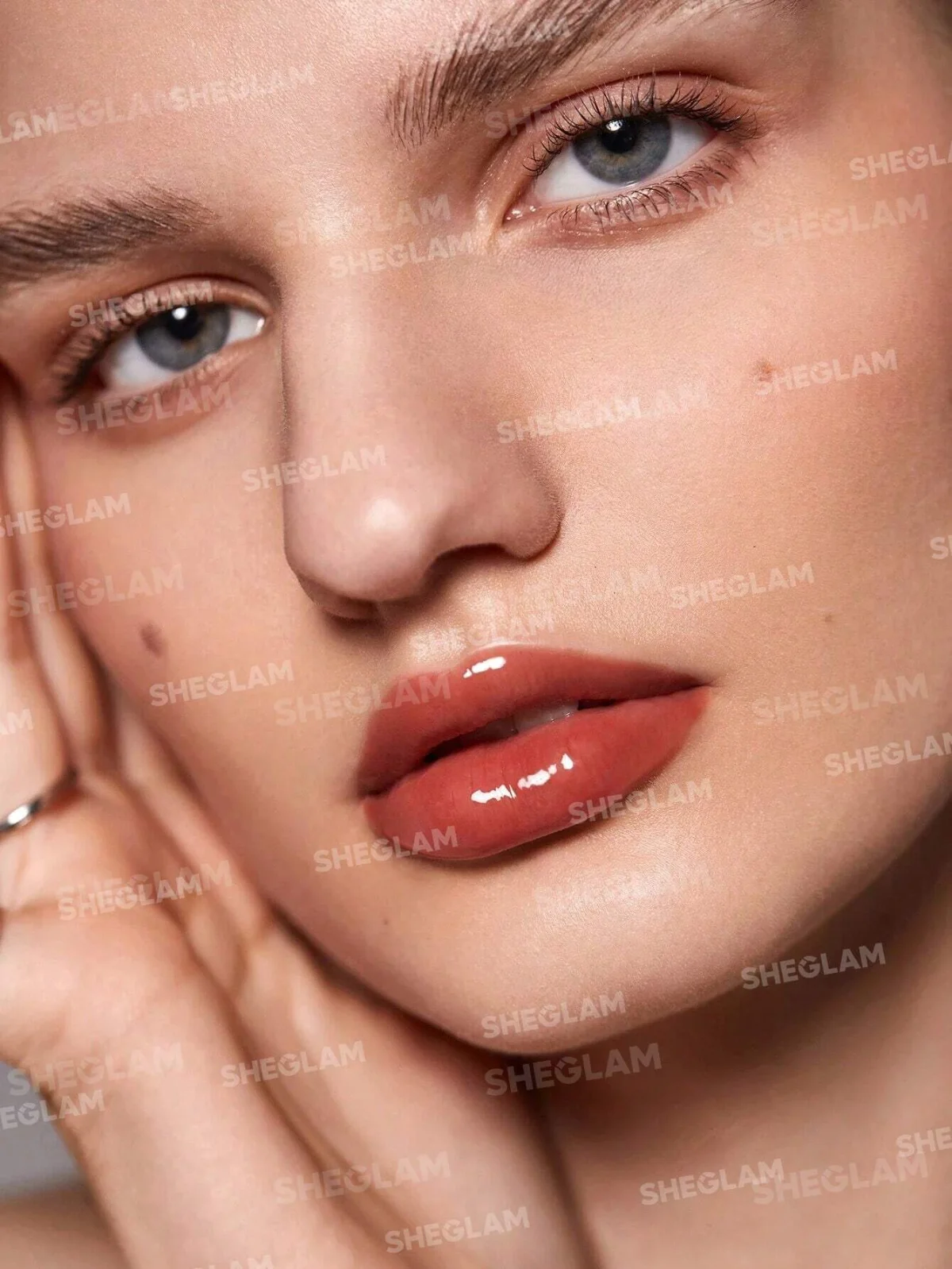 Glaze Days Lip Gloss - APPLE SPICE 3