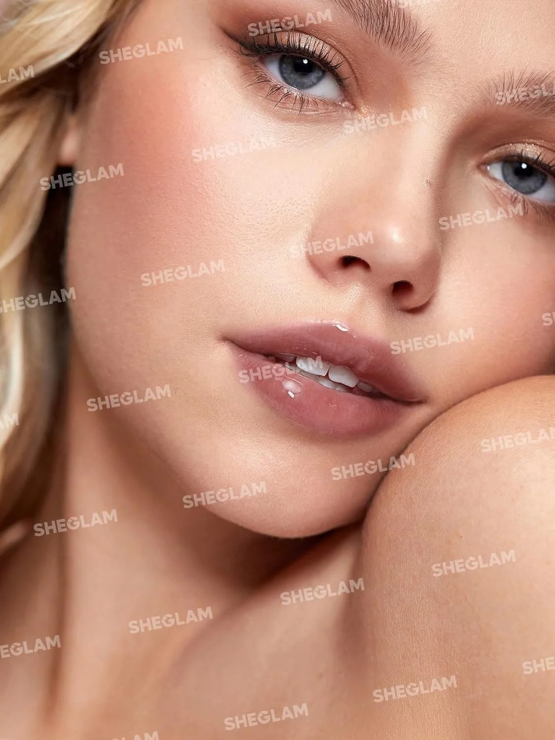 Shiglam Jelly Wow Hot Shot Tinted Lip Oil 2
