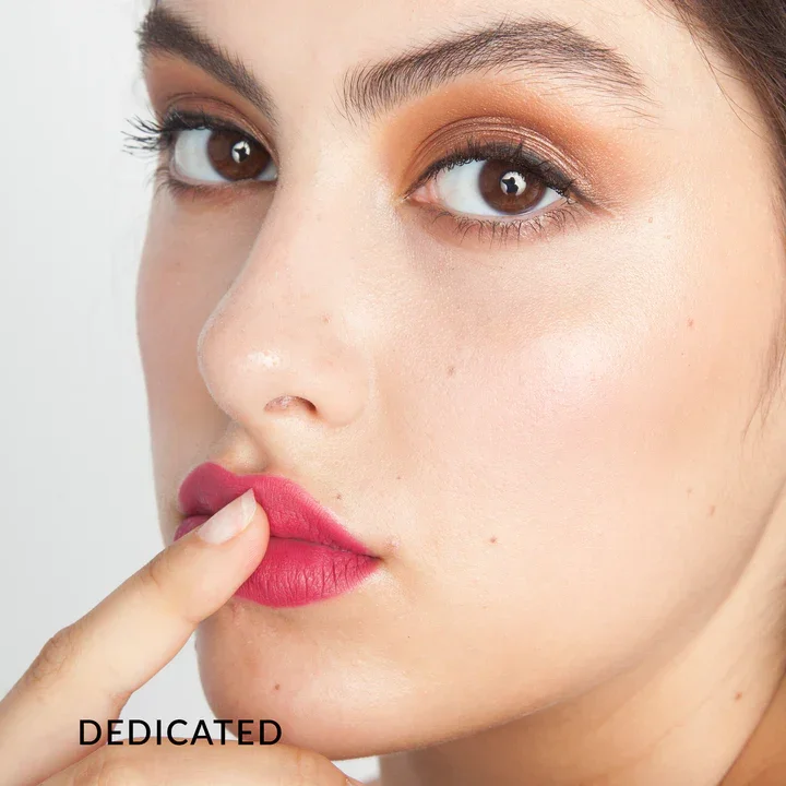 TheBalm - הכירו שפתון נוזלי של Matte Hughes® - ייעודי 4