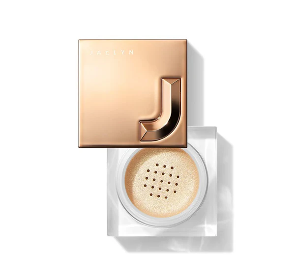 אבקת הדגשה רופפת מבית Jacqueline Cosmetics