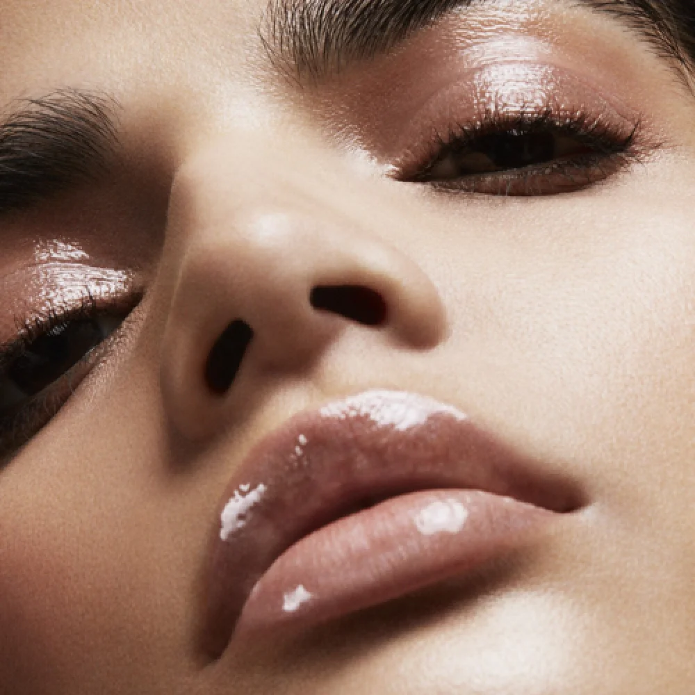 Fenty Beauty Gloss Bomb שוקו חם ליפ גלוס 2