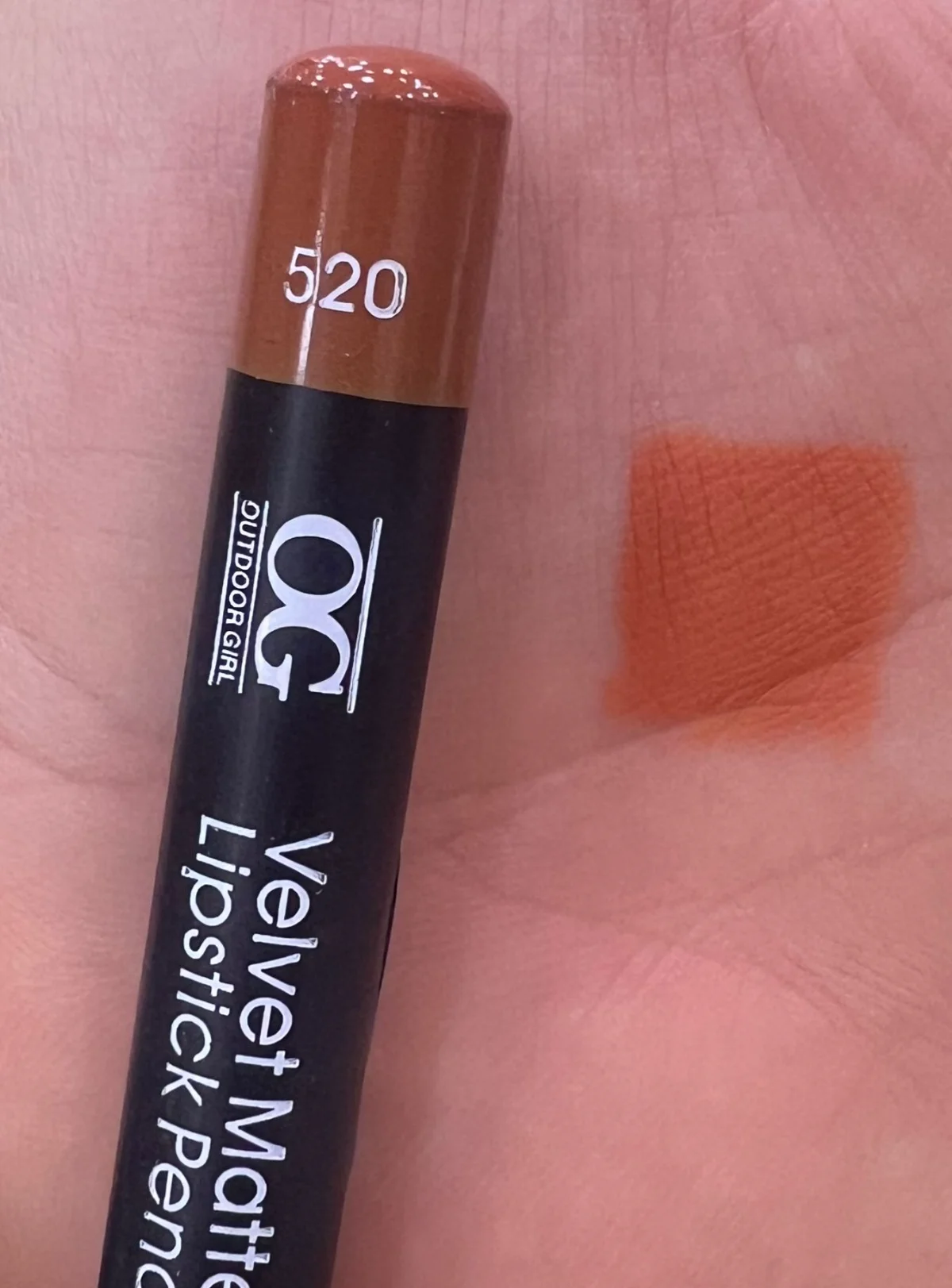 עיפרון תוחם שפתיים OG 520