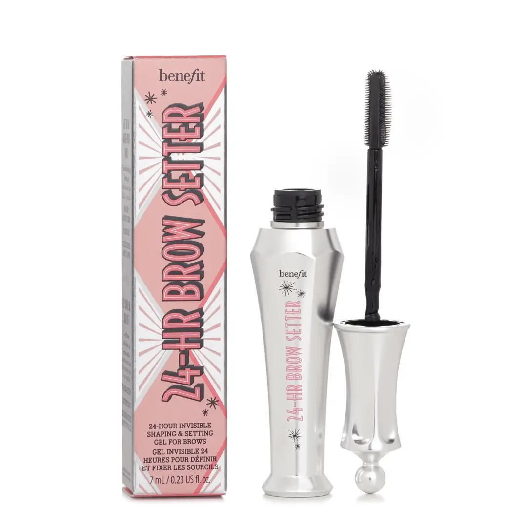 מתקן גבות של Benefit Cosmetics מחזיק מעמד 24 שעות