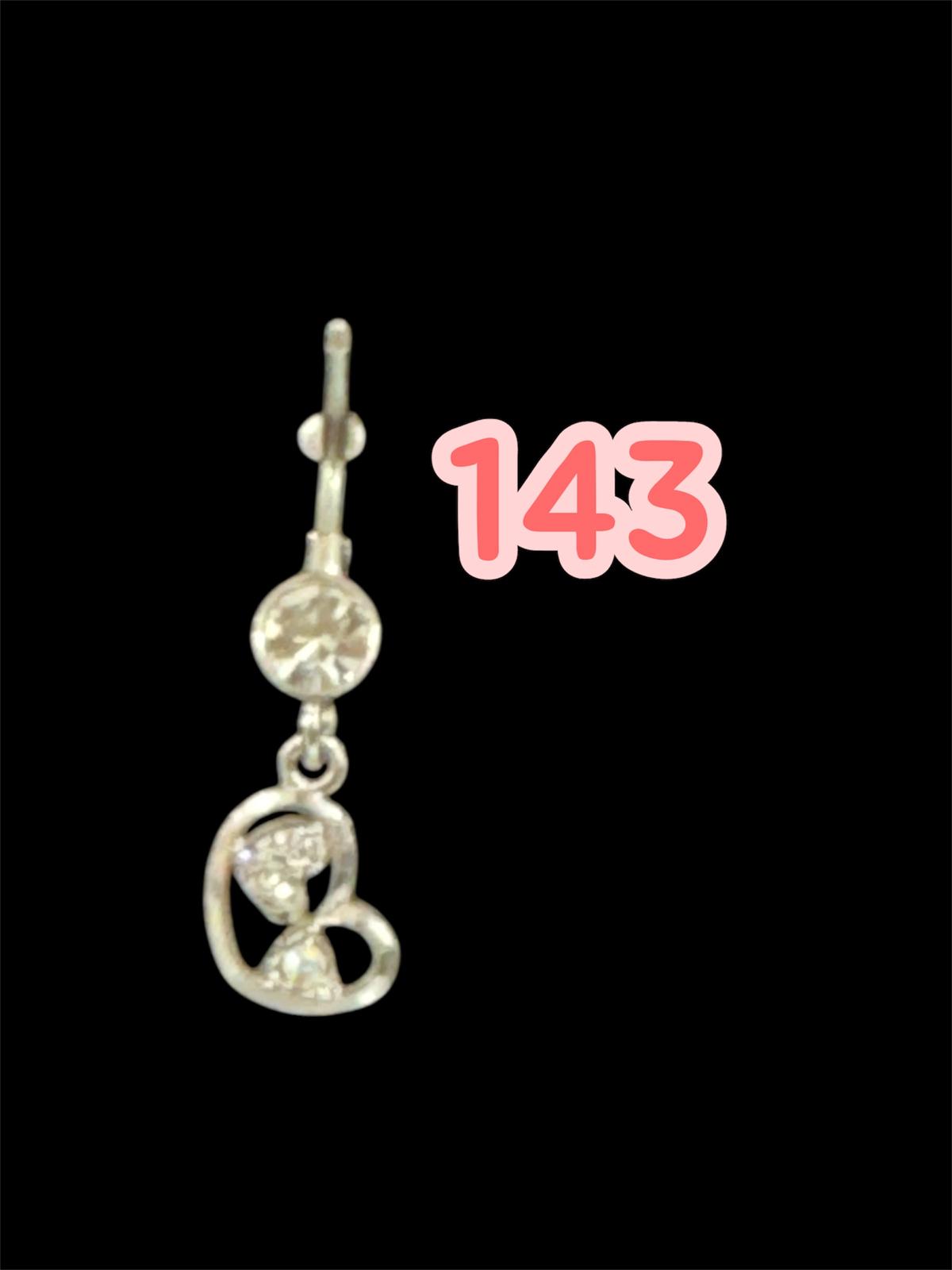 פירסינג 143