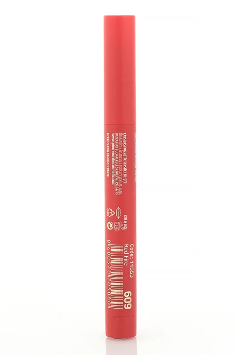 שפתון פייר קרדן Chubby Silky Matte - שפתון רך מאט עמיד למים - אדום לוהט - 609 5