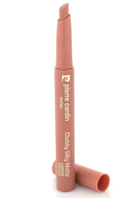 שפתון פייר קרדן Chubby Silky Matte - שפתון עיפרון רך עמיד למים - Soft Beige - 615